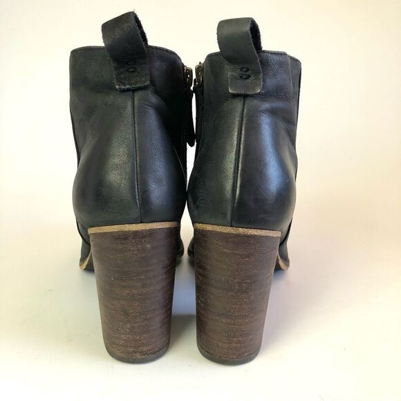 BP Lance Leather Block Heel Bootie - Picture 12 of 16